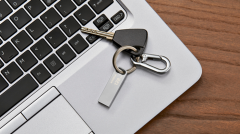 KIOXIA USB 128GB TRANSMEMORY U366 USB 3.2 BELLEK LU366S128GG4