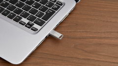 KIOXIA USB 128GB TRANSMEMORY U366 USB 3.2 BELLEK LU366S128GG4