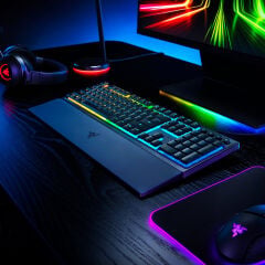 RAZER Ornata V3 RZ03-04461200-R3L1 RGB Mecha-Membrane Switch Kablolu Gaming